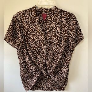 212 Collection Large Leopard Print Button Up Blouse